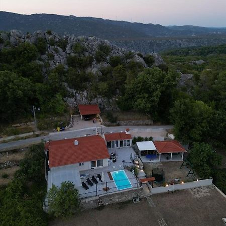 Villa Zrinka **** Svinisce Exteriér fotografie