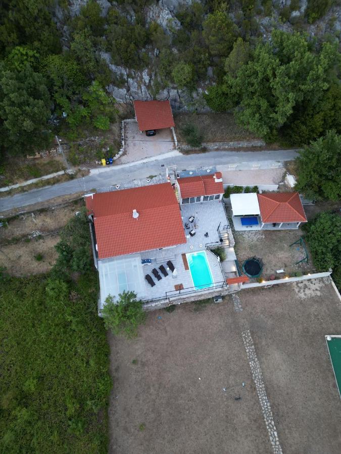Villa Zrinka **** Svinisce Exteriér fotografie