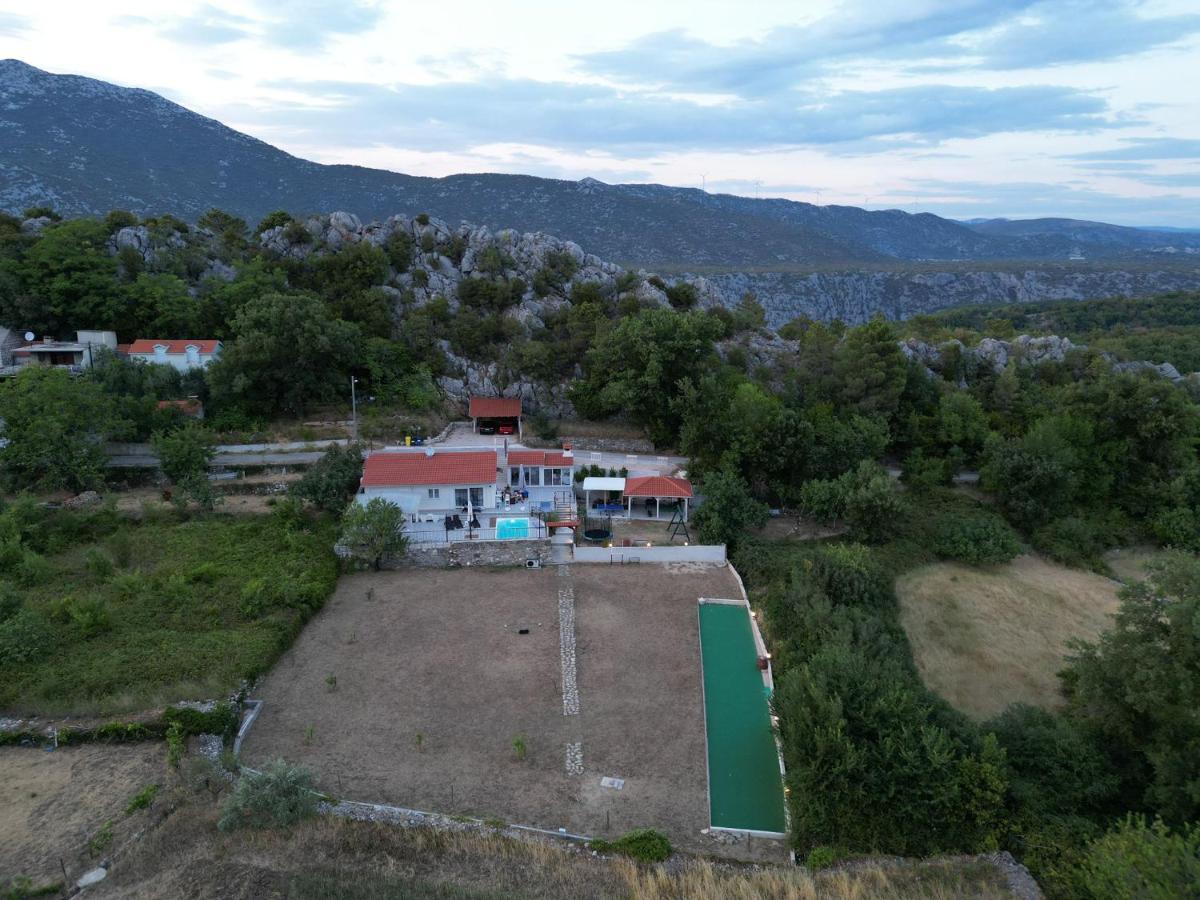 Villa Zrinka **** Svinisce Exteriér fotografie